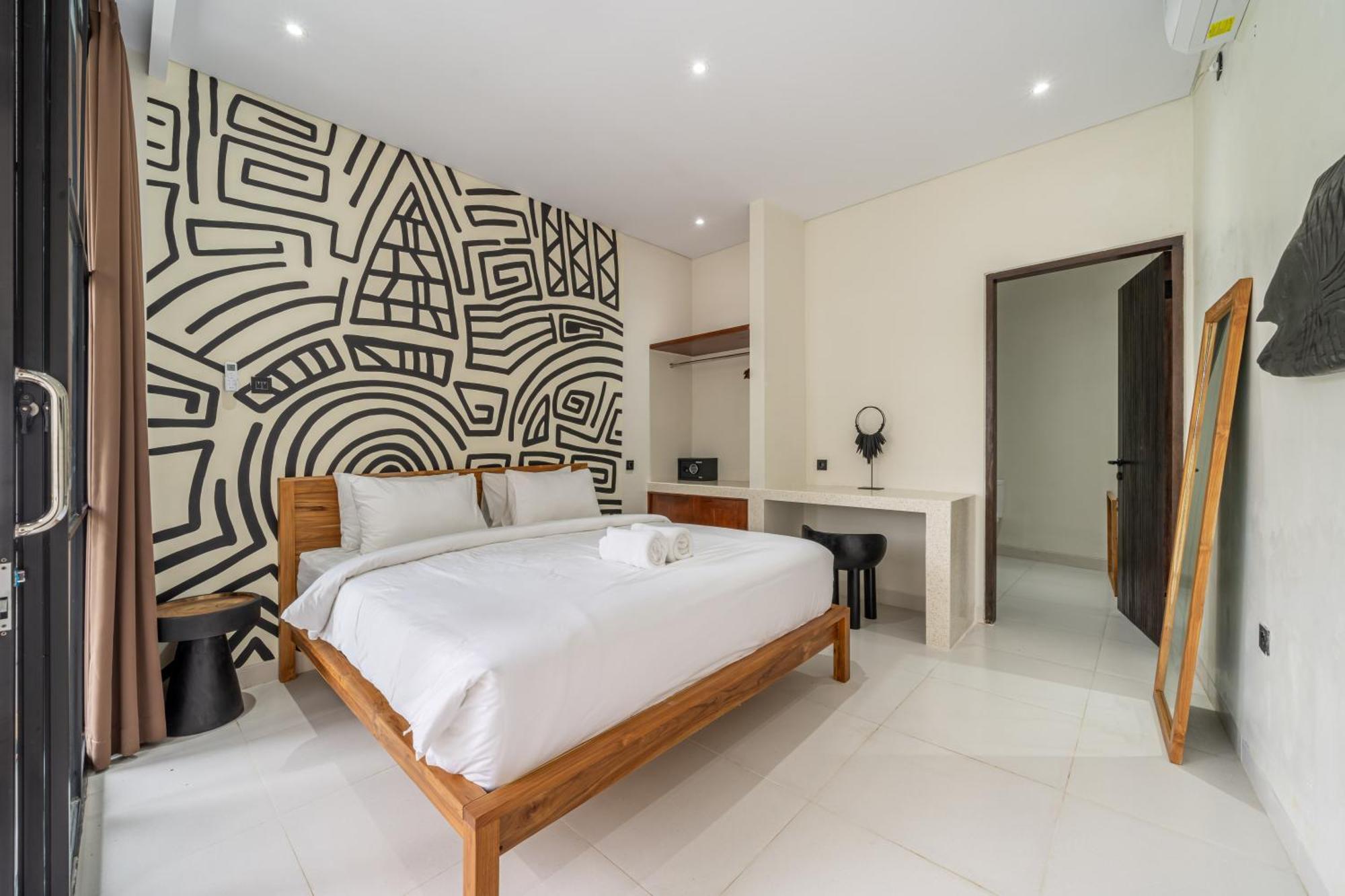 Alisa 4 - Brand New With Breathtaking Garden Views - Expansive Pool - 4 Luxury Bedrooms Seminyak (Bali)