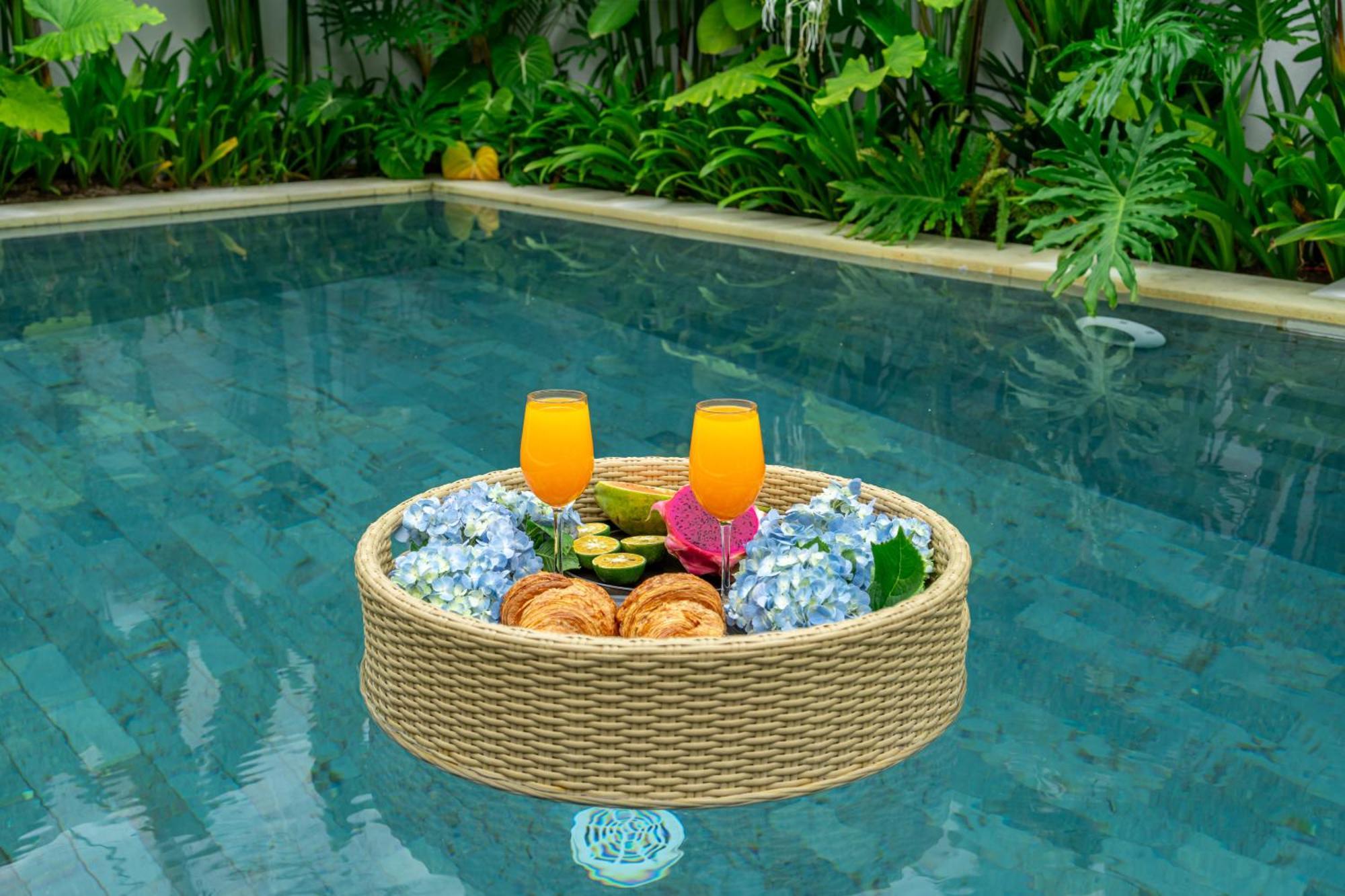 Villa Alisa 4 - Brand New With Breathtaking Garden Views - Expansive Pool - 4 Luxury Bedrooms